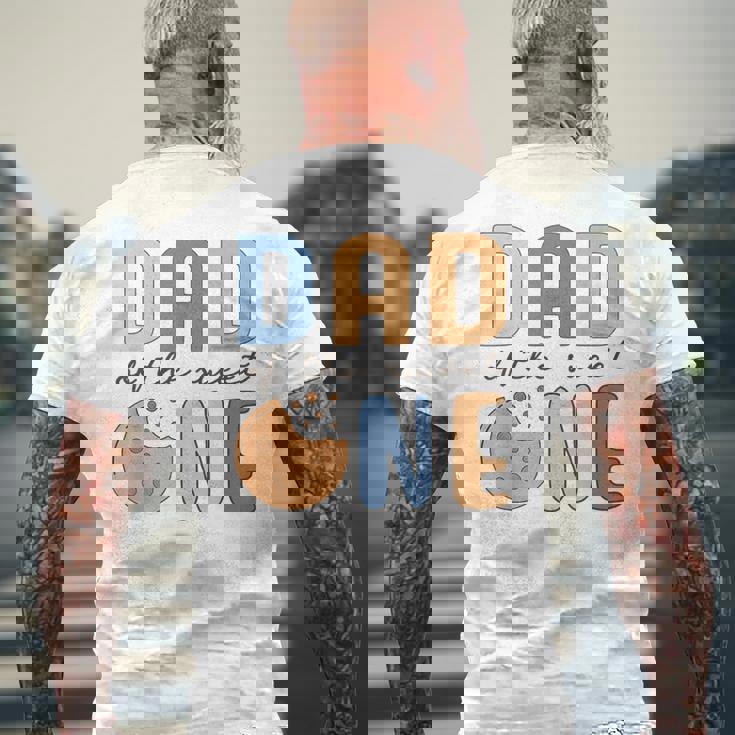 Dad Of Theweet One クッキーとミルク 1歳の誕生日パーティー メンズTシャツ バックプリント 高齢者への贈り物