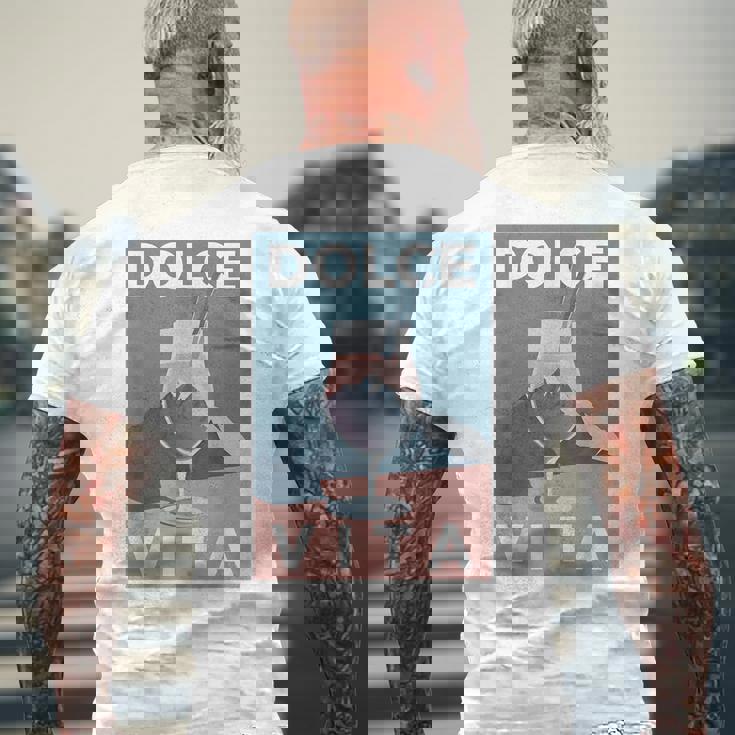 Dolceita Aesthetic Painting Italia Mountains Hikingpritz メンズTシャツ バックプリント 高齢者への贈り物