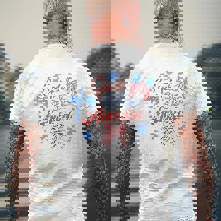 God Bless America コケットボウ 7月4日 キリスト教の愛国心 メンズTシャツ バックプリント 高齢者への贈り物