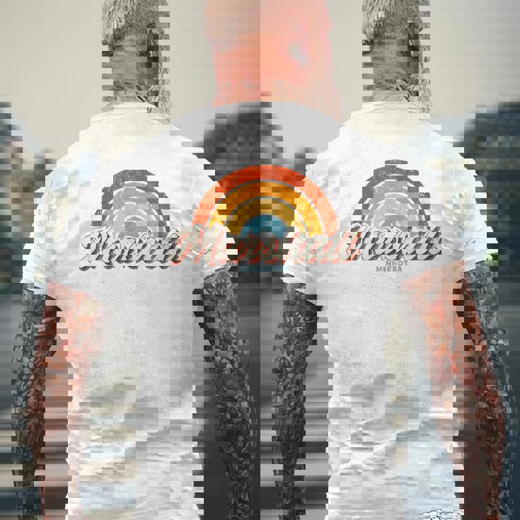 Marshall Minnesota Mnヴィンテージレインボーレトロ70年代 メンズTシャツ バックプリント 高齢者への贈り物