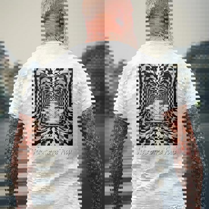 Monochrome Magic 幾何学トリックアート 長袖tシャツ メンズTシャツ バックプリント 高齢者への贈り物