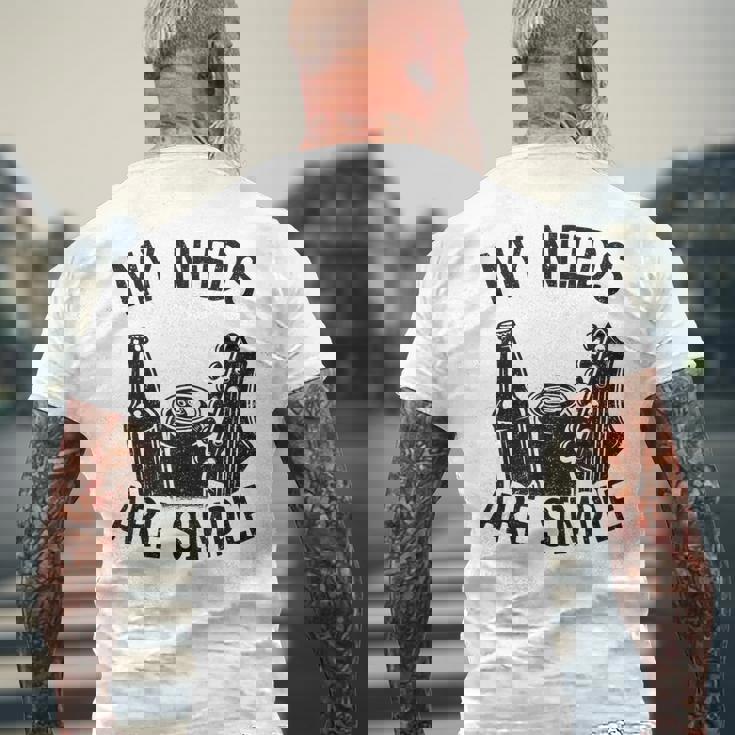 My Needs Areimple Guitars ビール愛好家 ギタリストギター メンズTシャツ バックプリント 高齢者への贈り物