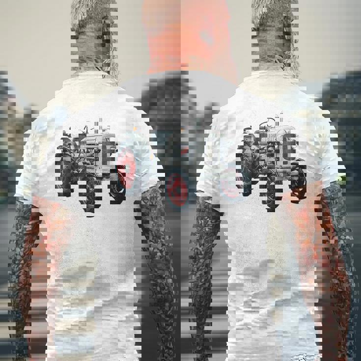 Schueller ヴィンテージ トラクター ドイツ レトロ メンズTシャツ バックプリント 高齢者への贈り物