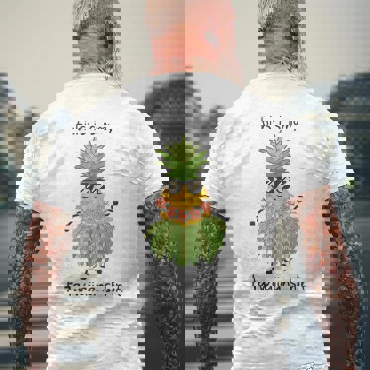 This Is My Hawaiian パイナップル フラダンス ルアウハワイ メンズTシャツ バックプリント 高齢者への贈り物