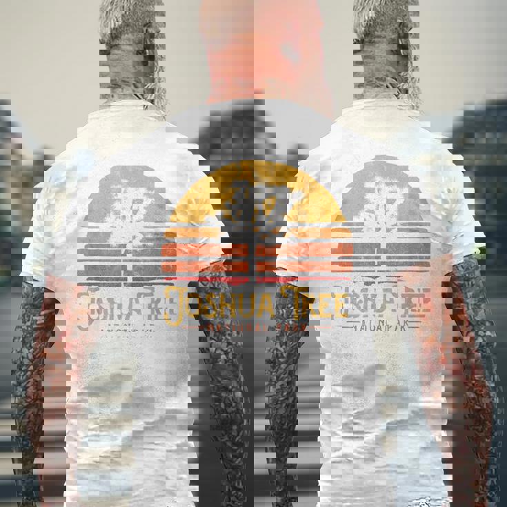 Vintage Joshua Tree National Park Retro メンズTシャツ バックプリント 高齢者への贈り物