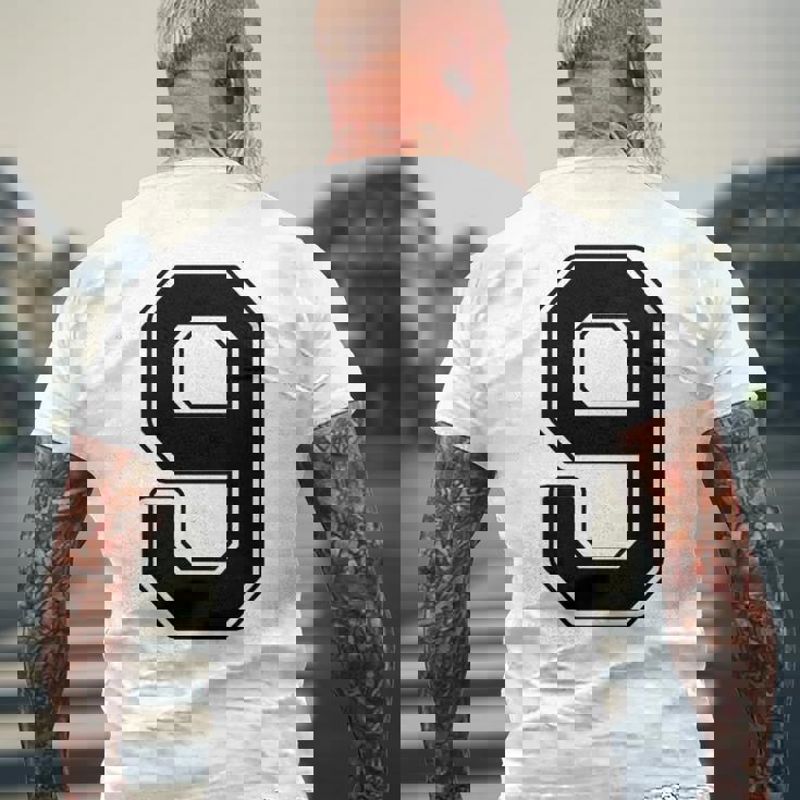 【バックプリント・背中側】9 数字 背番号 ユニフォーム ナンバー【ブラック／黒 の文字】スポーツ 練習着 部活 メンズTシャツ バックプリント 高齢者への贈り物