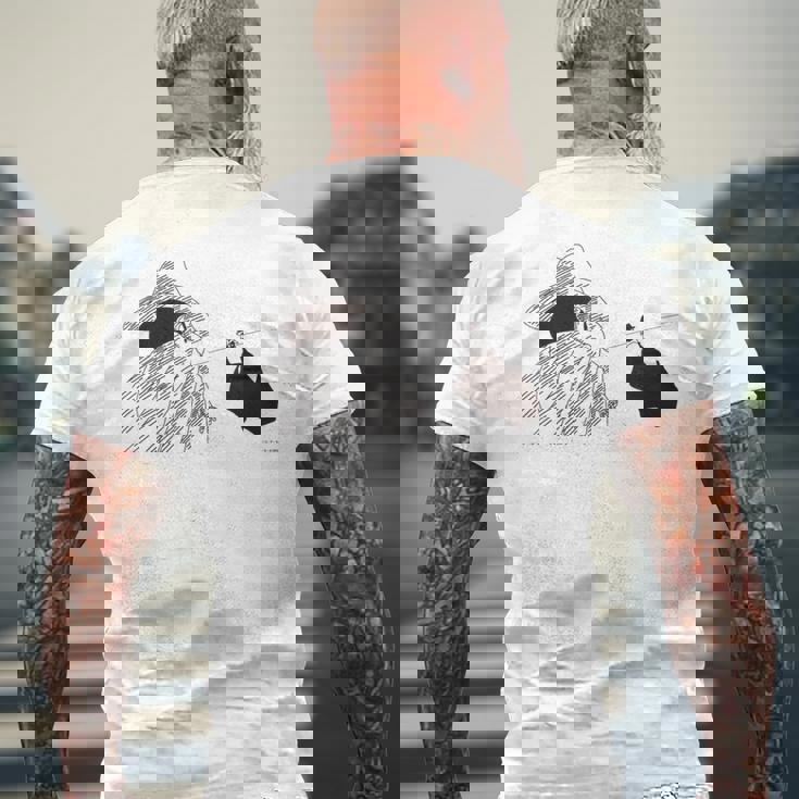 【映画】クレヨンしんちゃん 嵐を呼ぶ 夕陽のカスカベボーイズ コミックタッチ モノクロ メンズTシャツ バックプリント 高齢者への贈り物