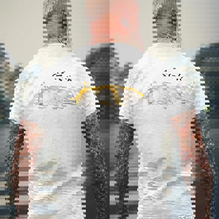 ぐでーんとくつろいでいる柴犬 メンズTシャツ バックプリント 高齢者への贈り物