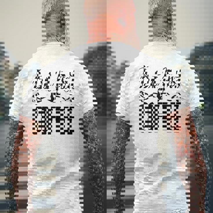 しかし、コーヒー愛好家のための最初のコーヒーカフェイン飲料の見積もり メンズTシャツ バックプリント 高齢者への贈り物