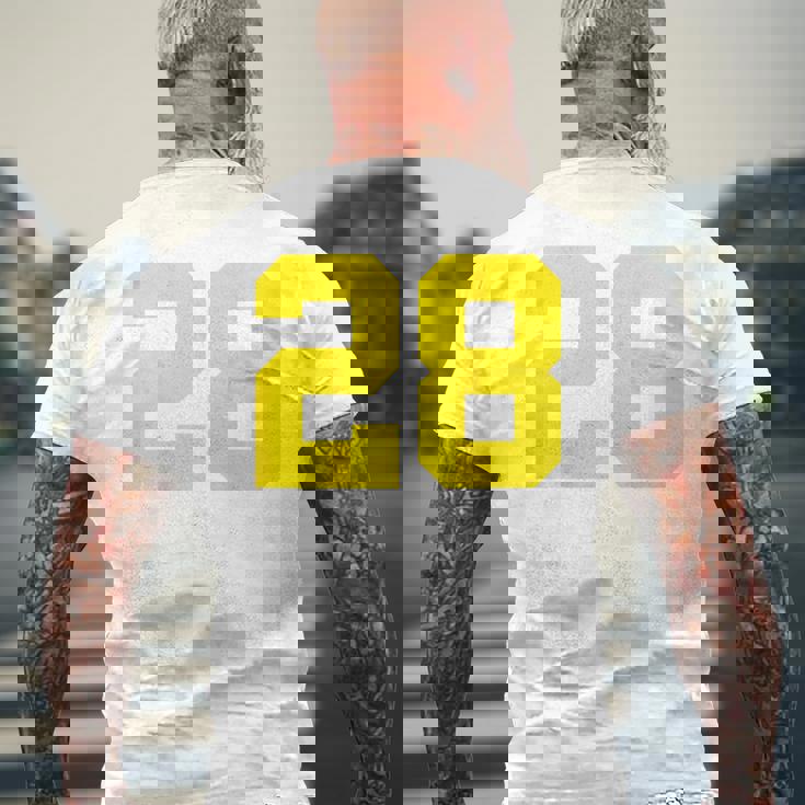 イエローナンバー28 背面 スポーツチーム ジャージ番号 メンズTシャツ バックプリント 高齢者への贈り物