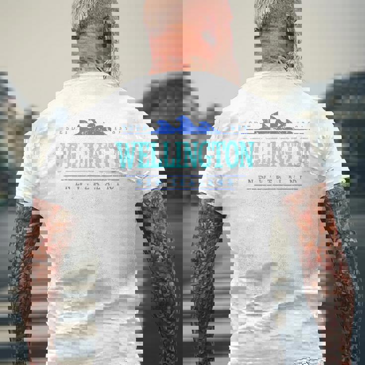 ウェリントン ニュージーランド メンズTシャツ バックプリント 高齢者への贈り物