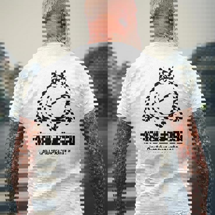 カエル ベルツノガエル メンズ レディース キッズ かわいい 蛙好き メンズTシャツ バックプリント 高齢者への贈り物