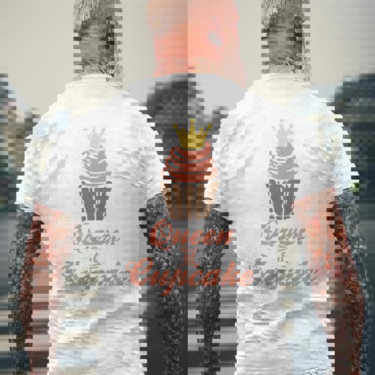 カップケーキの女王 長袖tシャツ メンズTシャツ バックプリント 高齢者への贈り物