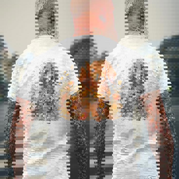 クリーム色の花のダックスフント 愛らしいミニドキシー犬 メンズTシャツ バックプリント 高齢者への贈り物