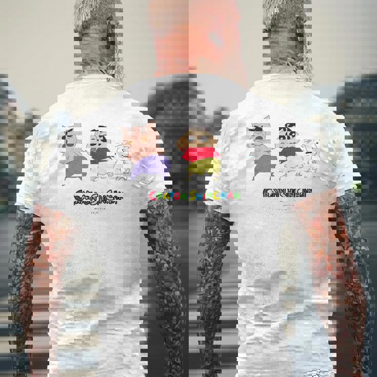 クレヨンしんちゃん 振り向き「ぶりぶり＆しんちゃん＆シロ」 メンズTシャツ バックプリント 高齢者への贈り物