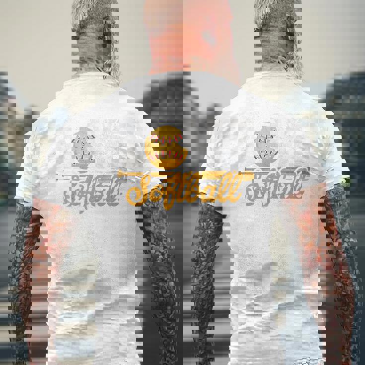 ソフトボール好き スポーツボール ラブ ソフトボール チームメイト 野球 長袖tシャツ メンズTシャツ バックプリント 高齢者への贈り物