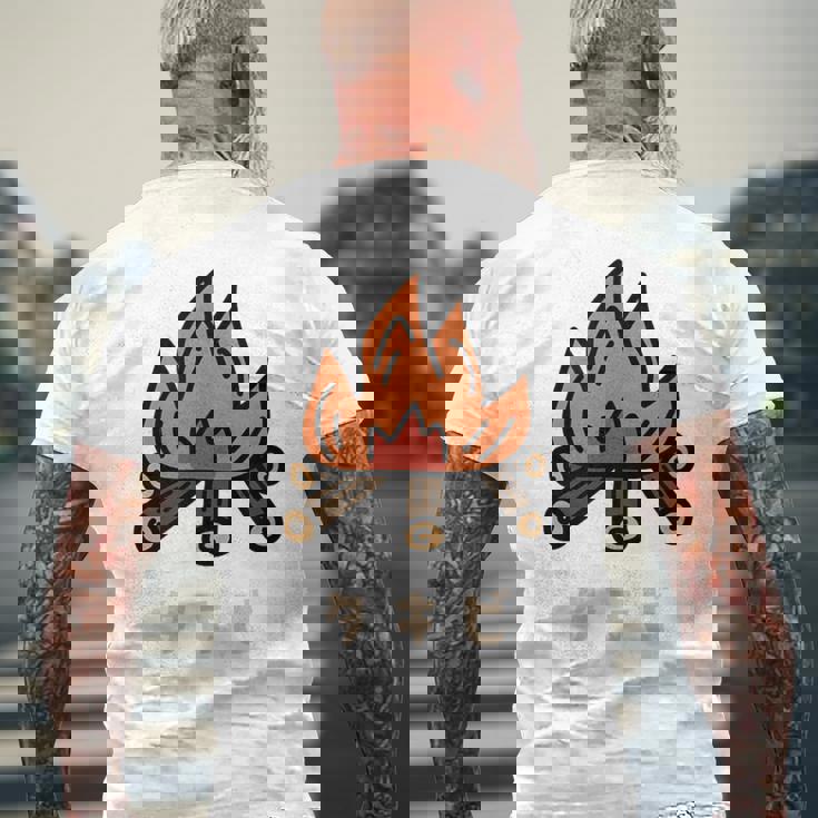 タキビ 焚き火 たきび キャンプ イラスト かわいい おもしろ キャンプグッズ メンズTシャツ バックプリント 高齢者への贈り物