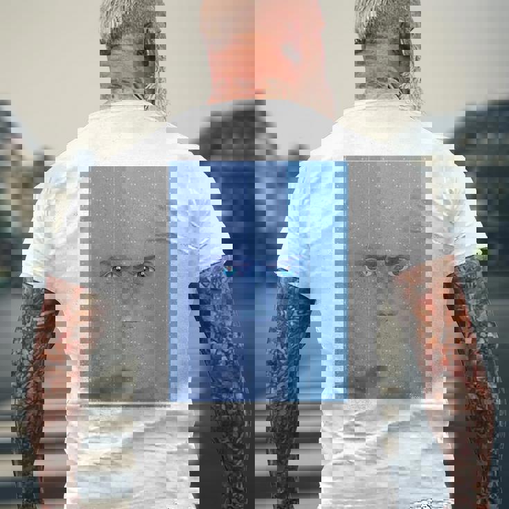 ドリミ4周年記念 壁（望月 悠馬） メンズTシャツ バックプリント 高齢者への贈り物