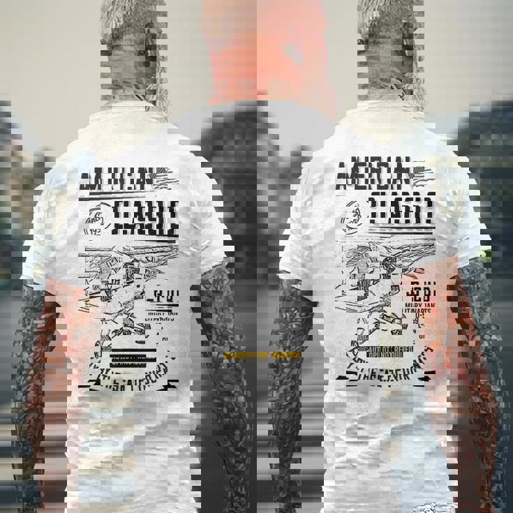 パイパーカブ 飛行機 アメリカンクラシック メンズTシャツ バックプリント 高齢者への贈り物