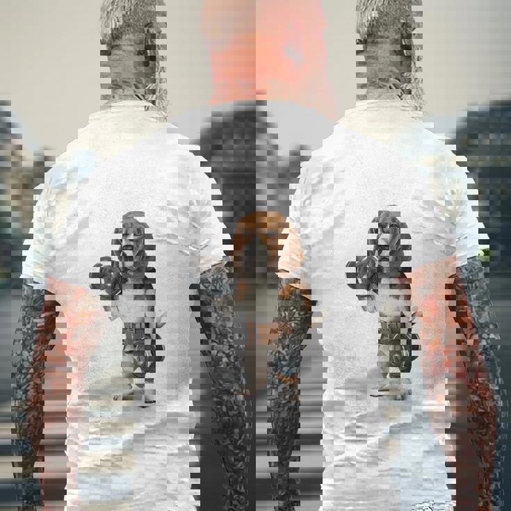 ビーグル 犬 ダンベル 筋トレ 筋肉 ワークアウト ジム メンズTシャツ バックプリント 高齢者への贈り物