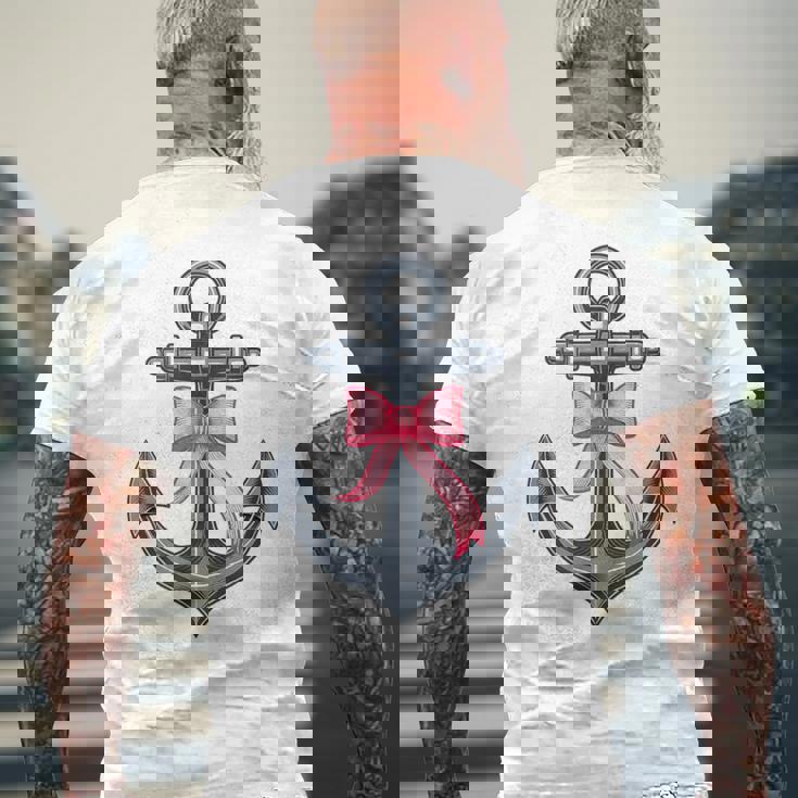 ピンクリボンボウコケット付きマリンアンカー。 メンズTシャツ バックプリント 高齢者への贈り物