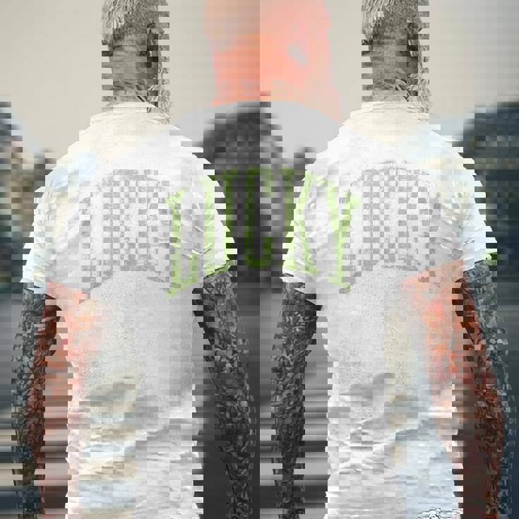 ラッキーシャムロック 四つ葉クローバー メンズTシャツ バックプリント 高齢者への贈り物