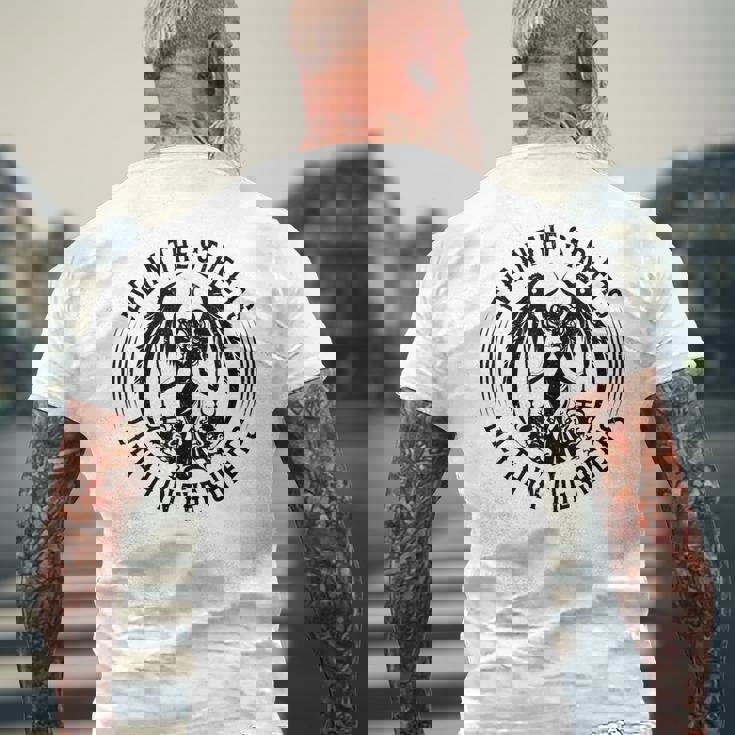 リリス 鬼 ゴシック 神話 民間伝承 悪魔 暗黒 オカルト メンズTシャツ バックプリント 高齢者への贈り物