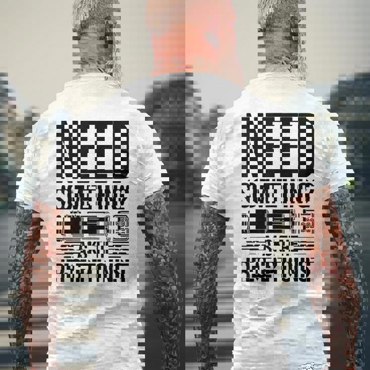 受付係の受付秘書に聞いて欲しいもの メンズTシャツ バックプリント 高齢者への贈り物