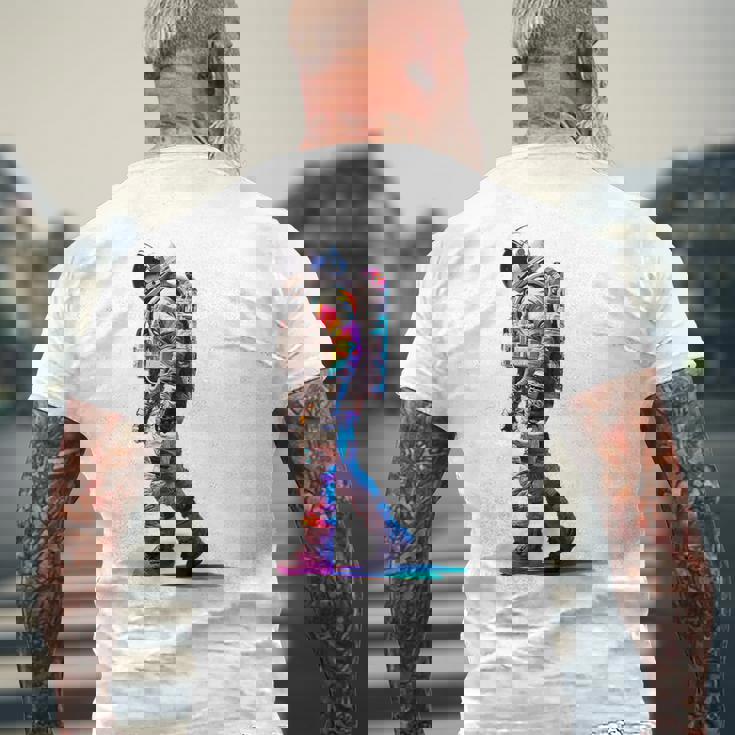 宇宙飛行士 宇宙モチーフ カラフル 宇宙飛行士 メンズTシャツ バックプリント 高齢者への贈り物