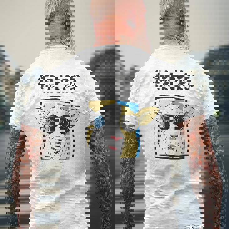 待たせたな羊サングラスクールおもしろおしゃれネタジョーク メンズTシャツ バックプリント 高齢者への贈り物