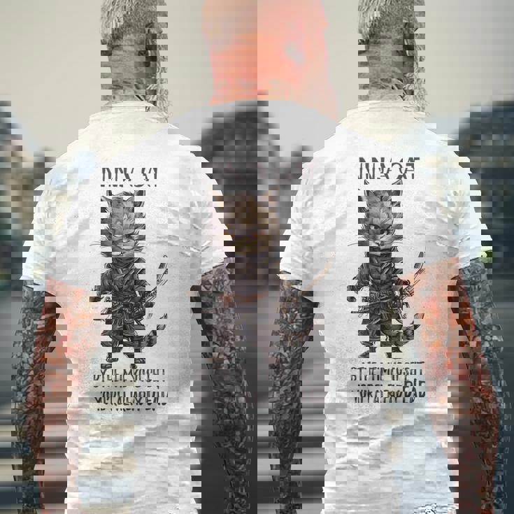 忍者猫、日本のサムライ カワイイ猫タトゥー 面白い メンズTシャツ バックプリント 高齢者への贈り物