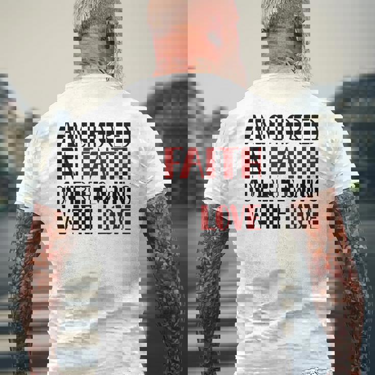 愛にあふれた信仰に定着するキリスト教バレンタイン。 メンズTシャツ バックプリント 高齢者への贈り物