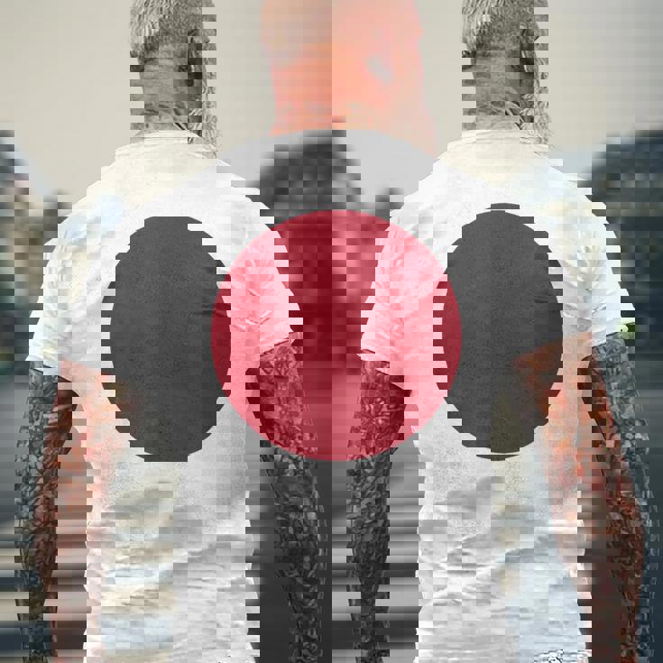 日の丸 日本の国旗 日章旗 日本国 にほん にっぽん かっこいい メンズTシャツ バックプリント 高齢者への贈り物