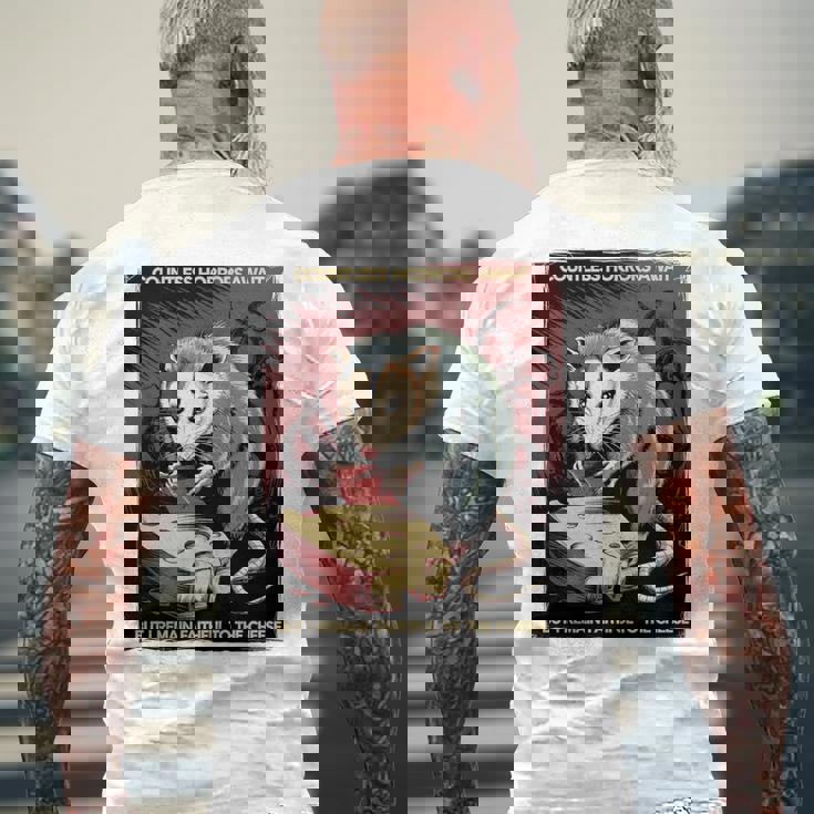 日本ホラーオポッサムアニメ レトロ 数え切れないほどの恐怖が待ち受けている 長袖tシャツ メンズTシャツ バックプリント 高齢者への贈り物