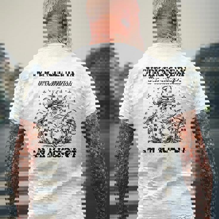 毎日、何かをすべきことがある、ウエスタンカウボーイのカエルのミーム メンズTシャツ バックプリント 高齢者への贈り物