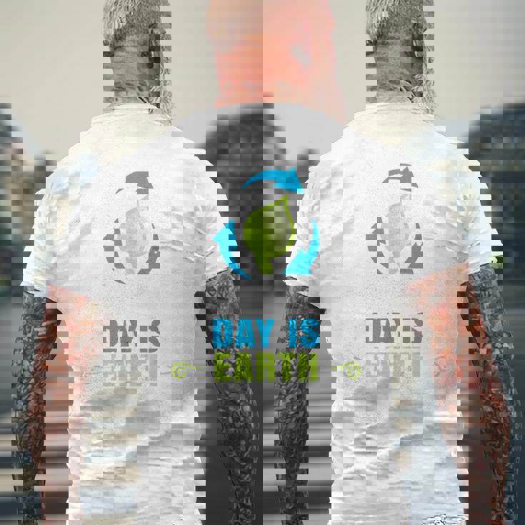 毎日のハッピーアースデイtシャツはアースデイのリサイクルです メンズTシャツ バックプリント 高齢者への贈り物