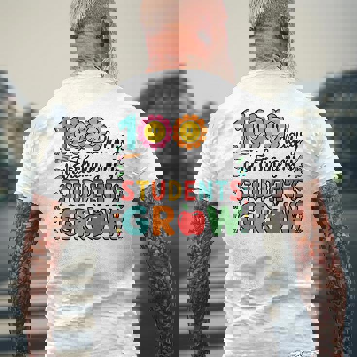 生徒たちが幸せに育つ100日間の学校を見る メンズTシャツ バックプリント 高齢者への贈り物