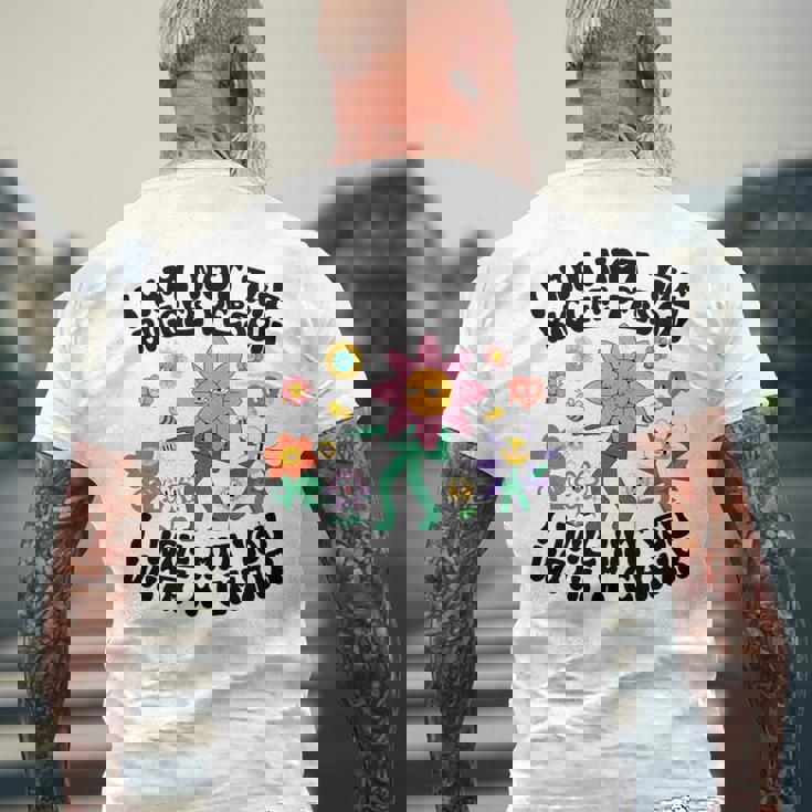 私は大柄な人間じゃないよ椅子で殴るぞおかしい 長袖tシャツ メンズTシャツ バックプリント 高齢者への贈り物