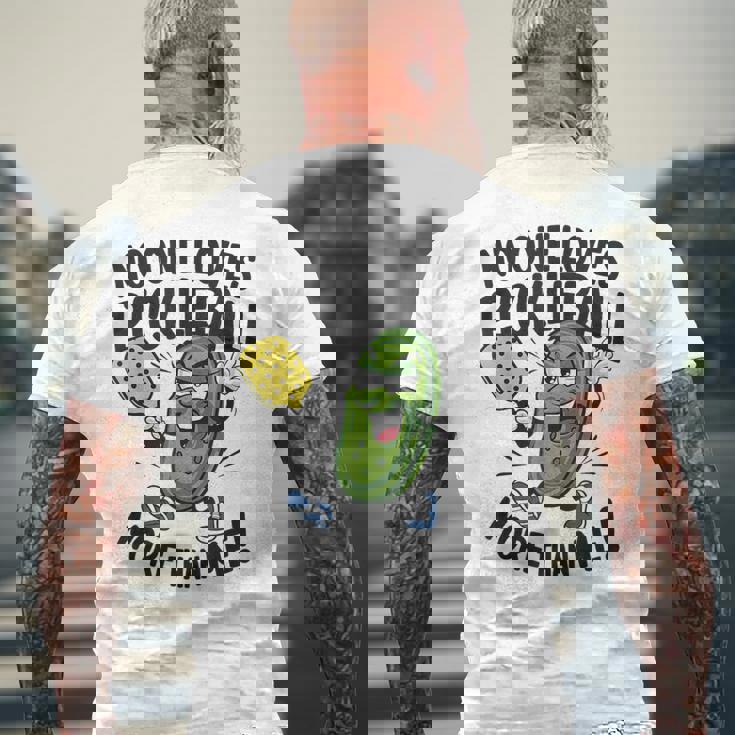 私ほどピックルボールが好きな人はいない メンズTシャツ バックプリント 高齢者への贈り物