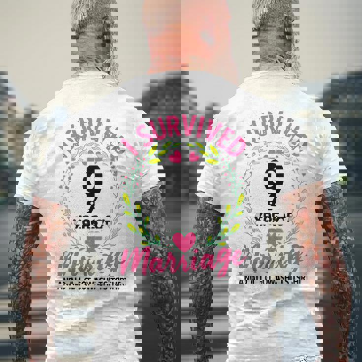 結婚9年 結婚9周年 メンズTシャツ バックプリント 高齢者への贈り物