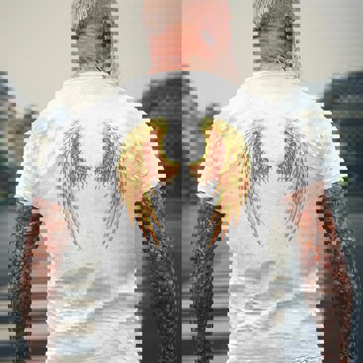 背中には金色の天使の羽 メンズTシャツ バックプリント 高齢者への贈り物