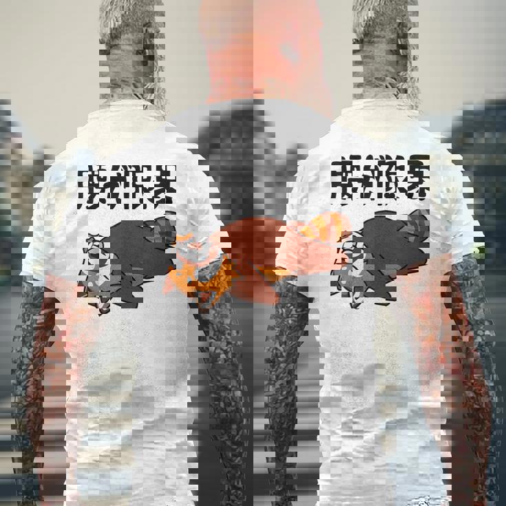 腰が限界 レッサーパンダ 面白いtシャツ 文字入り メンズ おもしろ 面白い 服 オリジナル おもしろグッズ 文字 メンズTシャツ バックプリント 高齢者への贈り物