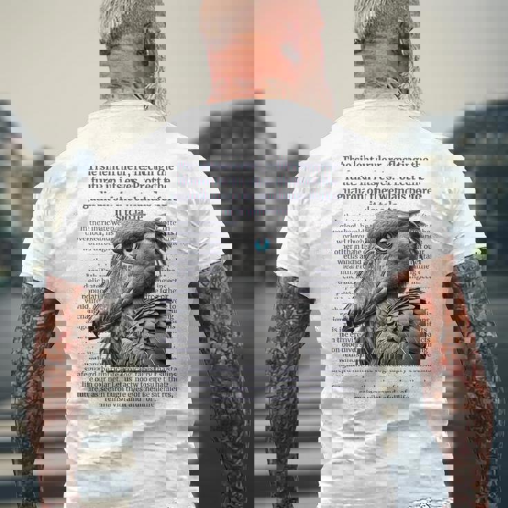 静かなる統治者 – ハシビロコウと湿地の守護 長袖tシャツ メンズTシャツ バックプリント 高齢者への贈り物