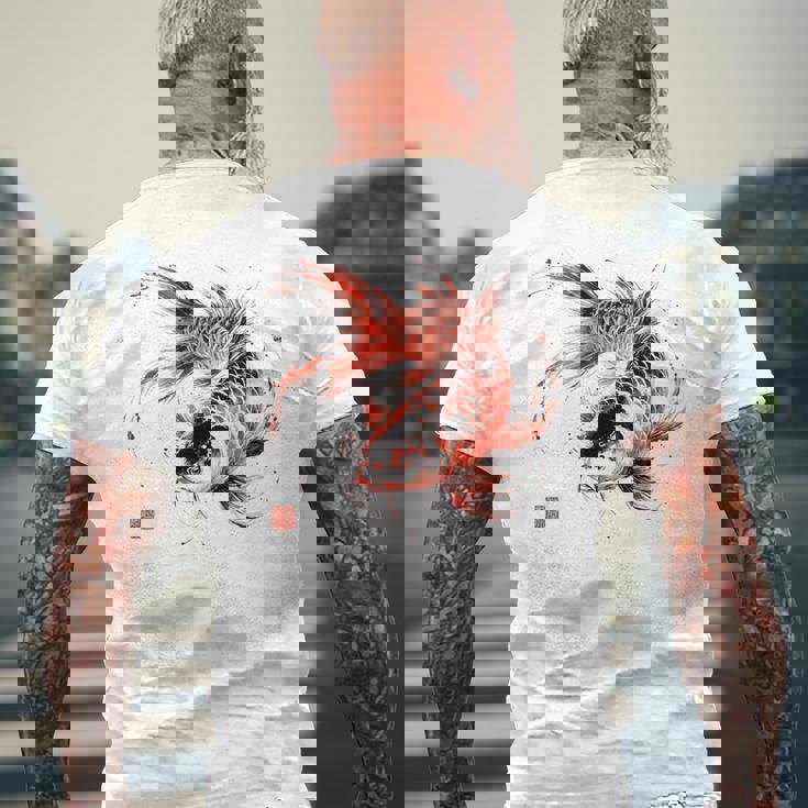 鯉 赤黒 アクアリウム ニシキゴイ 観賞魚 イラスト バックプリント メンズTシャツ バックプリント 高齢者への贈り物