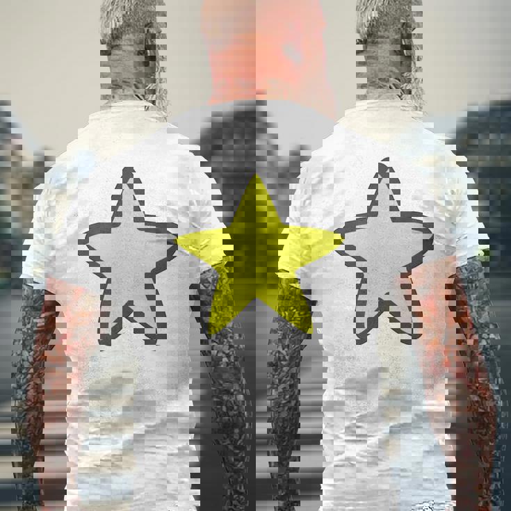 黄色い星と黒のアウトライン メンズTシャツ バックプリント 高齢者への贈り物