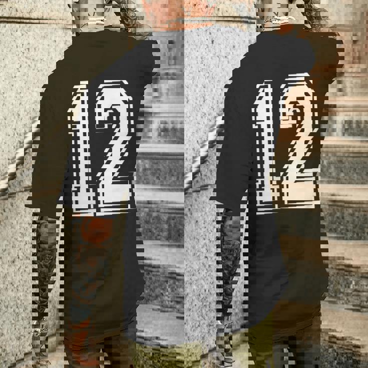 12番の前面と背面にホワイトのプリント。 メンズTシャツ バックプリント 彼への贈り物