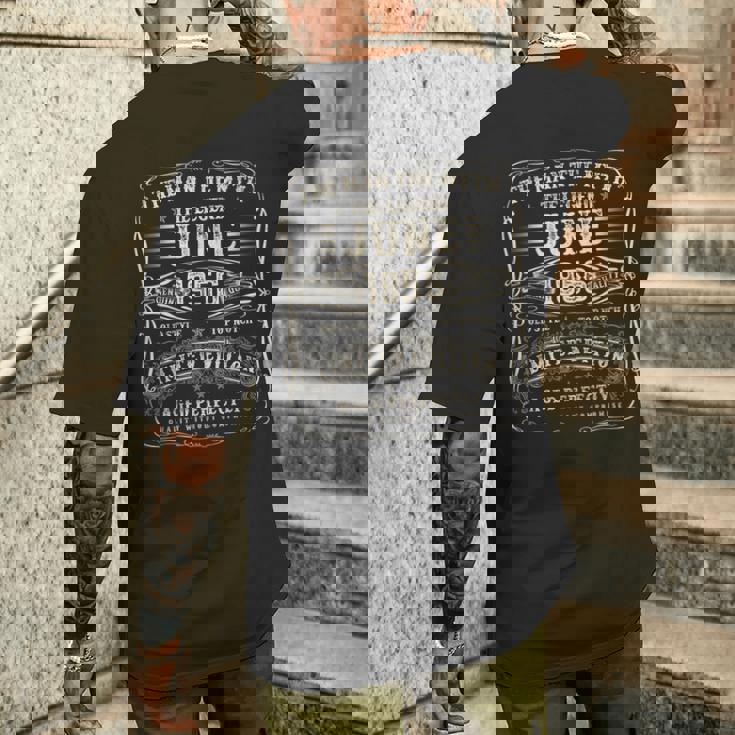 1956年6月 69歳の誕生日プレゼント 男性用 69歳 誕生日 メンズTシャツ バックプリント 彼への贈り物