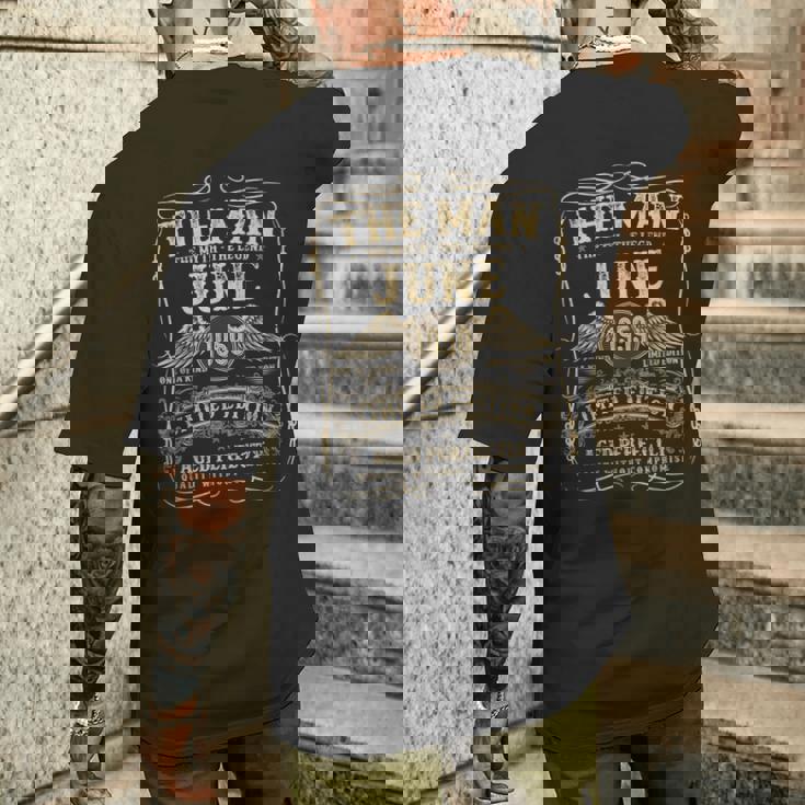 1959年6月 66歳 誕生日プレゼント 男性用 66歳 誕生日 メンズTシャツ バックプリント 彼への贈り物