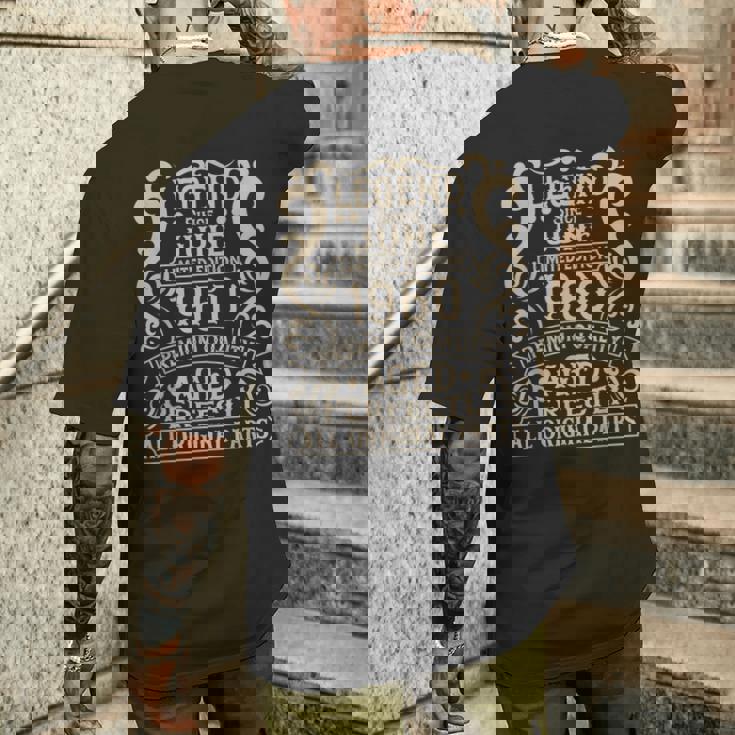 1960年6月 65歳の誕生日デコレーション ヴィンテージ 65歳の誕生日 メンズTシャツ バックプリント 彼への贈り物