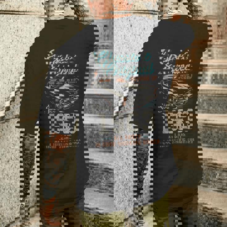 1963年生まれ ヴィンテージカー 62歳の誕生日 メンズTシャツ バックプリント 彼への贈り物